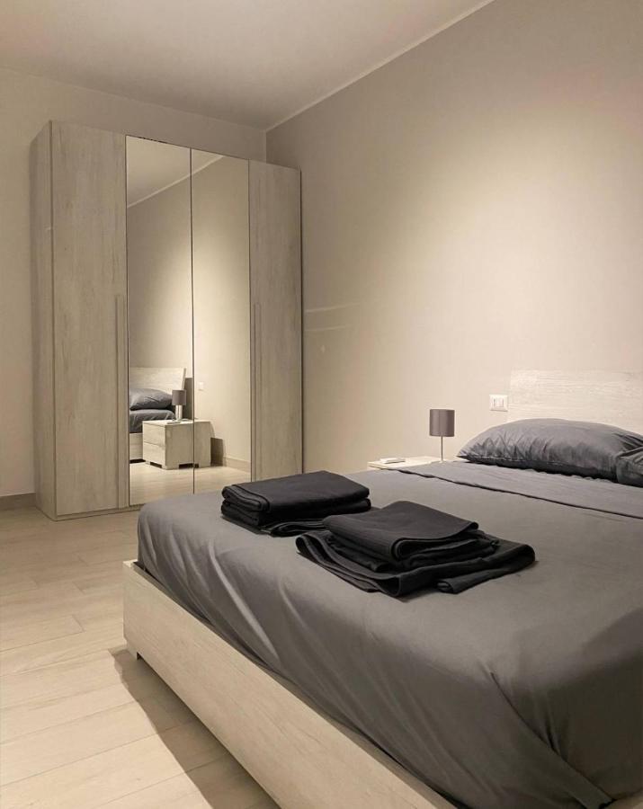 Shining House In Milan Apartment Bagian luar foto